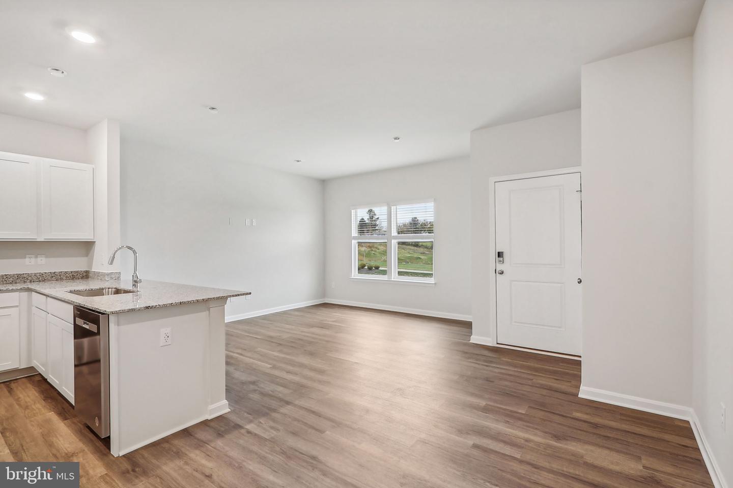 161 TIGNEY DR, STEPHENS CITY, Virginia 22655, 3 Bedrooms Bedrooms, ,2 BathroomsBathrooms,Residential,For sale,161 TIGNEY DR,VAFV2033914 MLS # VAFV2033914