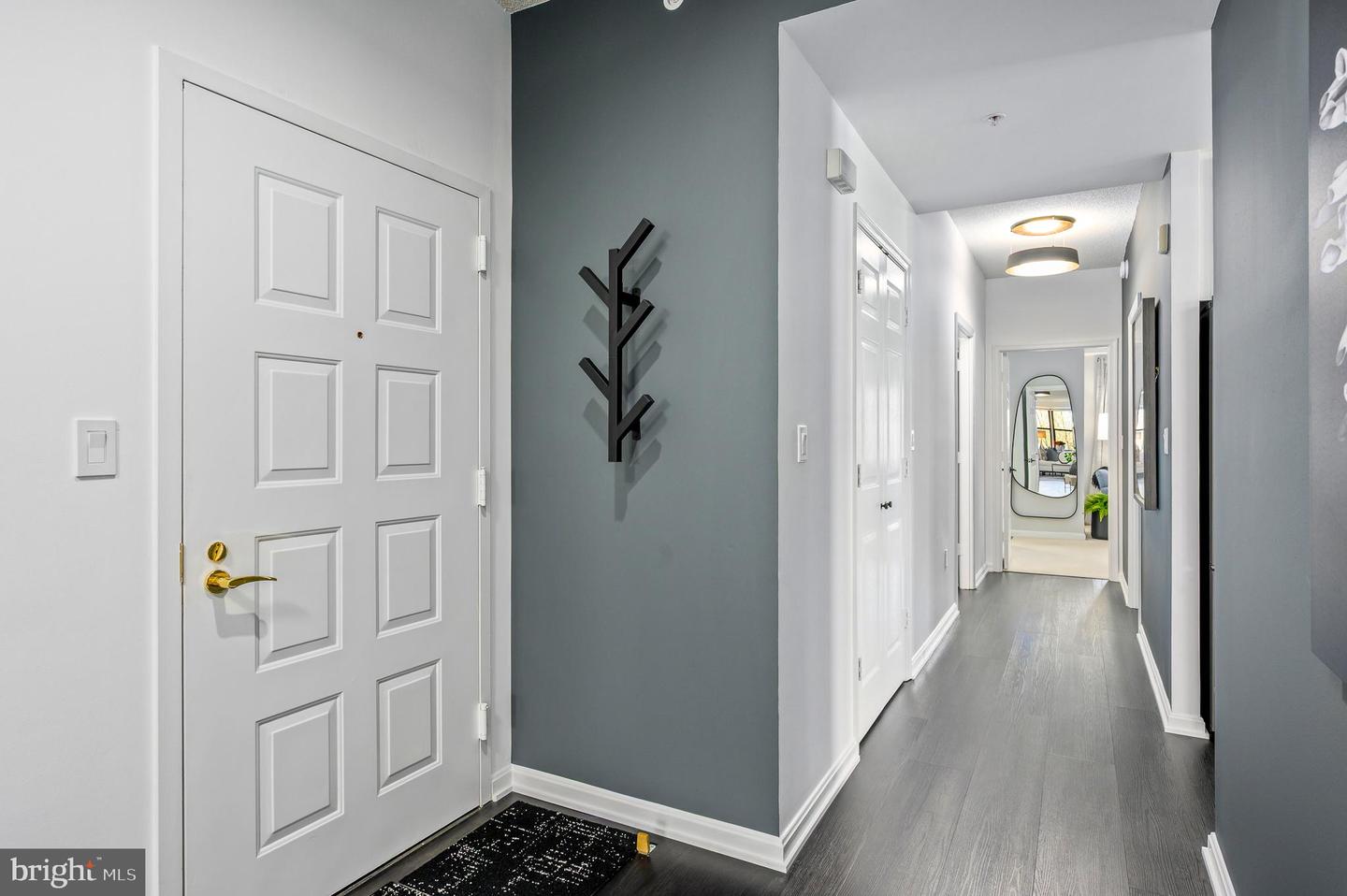 19370 MAGNOLIA GROVE SQ #109, LEESBURG, Virginia 20176, 2 Bedrooms Bedrooms, ,2 BathroomsBathrooms,Residential,For sale,19370 MAGNOLIA GROVE SQ #109,VALO2095586 MLS # VALO2095586