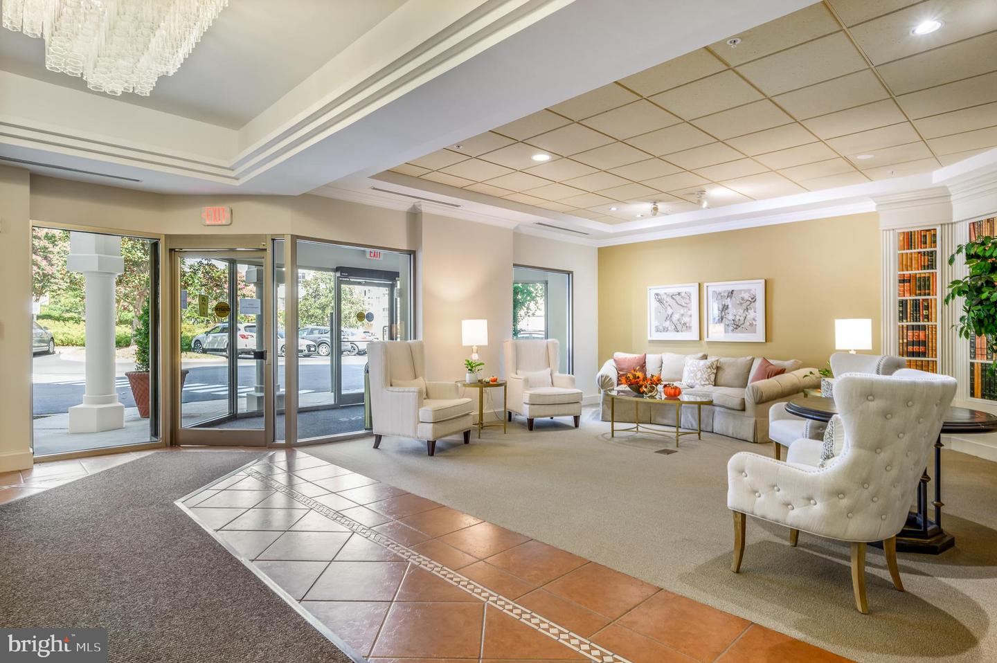 19370 MAGNOLIA GROVE SQ #109, LEESBURG, Virginia 20176, 2 Bedrooms Bedrooms, ,2 BathroomsBathrooms,Residential,For sale,19370 MAGNOLIA GROVE SQ #109,VALO2095586 MLS # VALO2095586