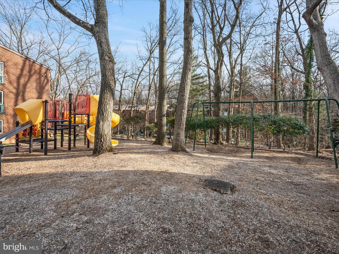 11839 SHIRE CT #11B, RESTON, Virginia 20191, 2 Bedrooms Bedrooms, ,1 BathroomBathrooms,Residential,For sale,11839 SHIRE CT #11B,VAFX2238718 MLS # VAFX2238718