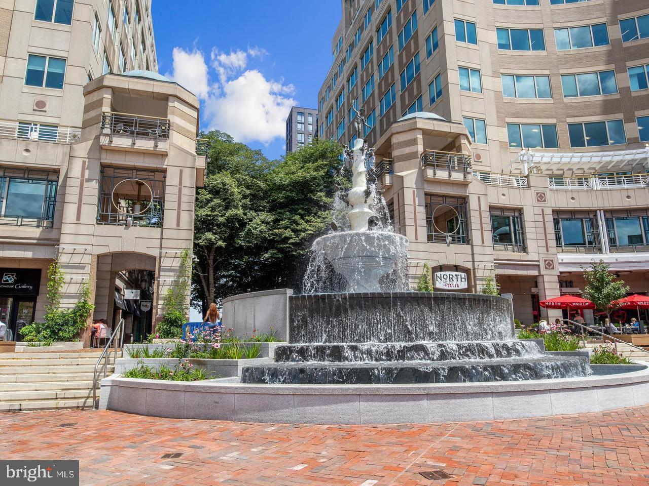 11839 SHIRE CT #11B, RESTON, Virginia 20191, 2 Bedrooms Bedrooms, ,1 BathroomBathrooms,Residential,For sale,11839 SHIRE CT #11B,VAFX2238718 MLS # VAFX2238718