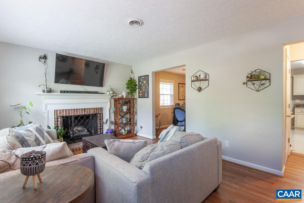 609 BAILEY RD, CHARLOTTESVILLE, Virginia 22903, 3 Bedrooms Bedrooms, ,1 BathroomBathrooms,Residential,For sale,609 BAILEY RD,664058 MLS # 664058