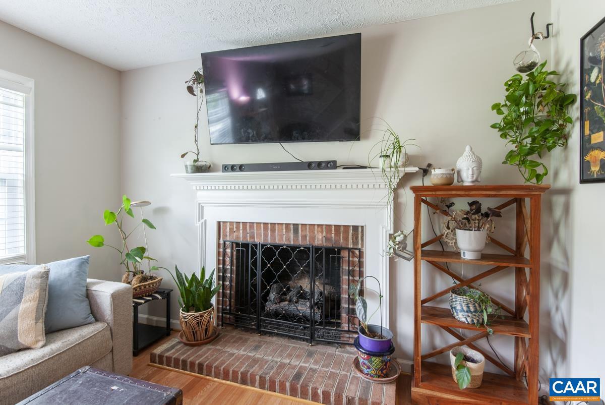 609 BAILEY RD, CHARLOTTESVILLE, Virginia 22903, 3 Bedrooms Bedrooms, ,1 BathroomBathrooms,Residential,For sale,609 BAILEY RD,664058 MLS # 664058