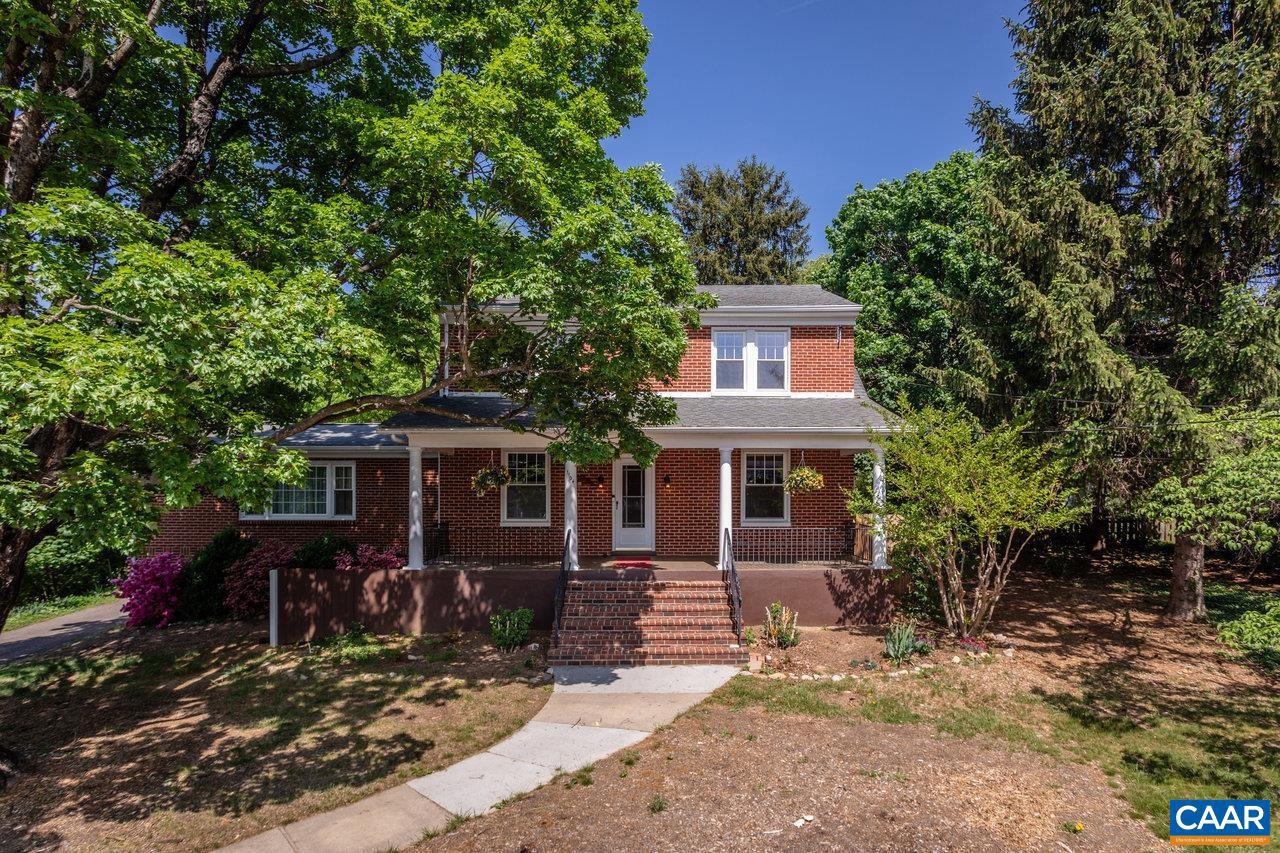 1104 N COALTER ST, STAUNTON, Virginia 24401, 4 Bedrooms Bedrooms, ,2 BathroomsBathrooms,Residential,For sale,1104 N COALTER ST,664076 MLS # 664076