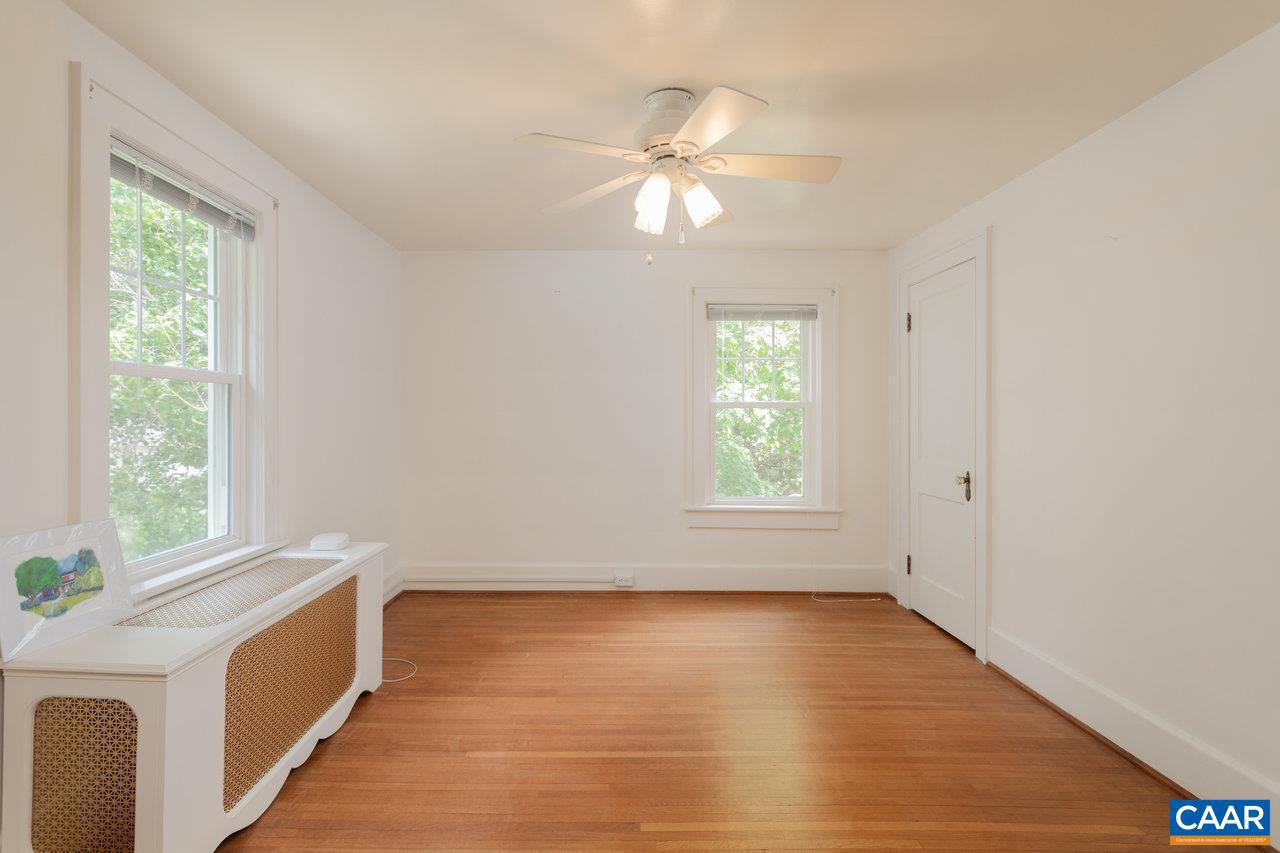 1104 N COALTER ST, STAUNTON, Virginia 24401, 4 Bedrooms Bedrooms, ,2 BathroomsBathrooms,Residential,For sale,1104 N COALTER ST,664076 MLS # 664076