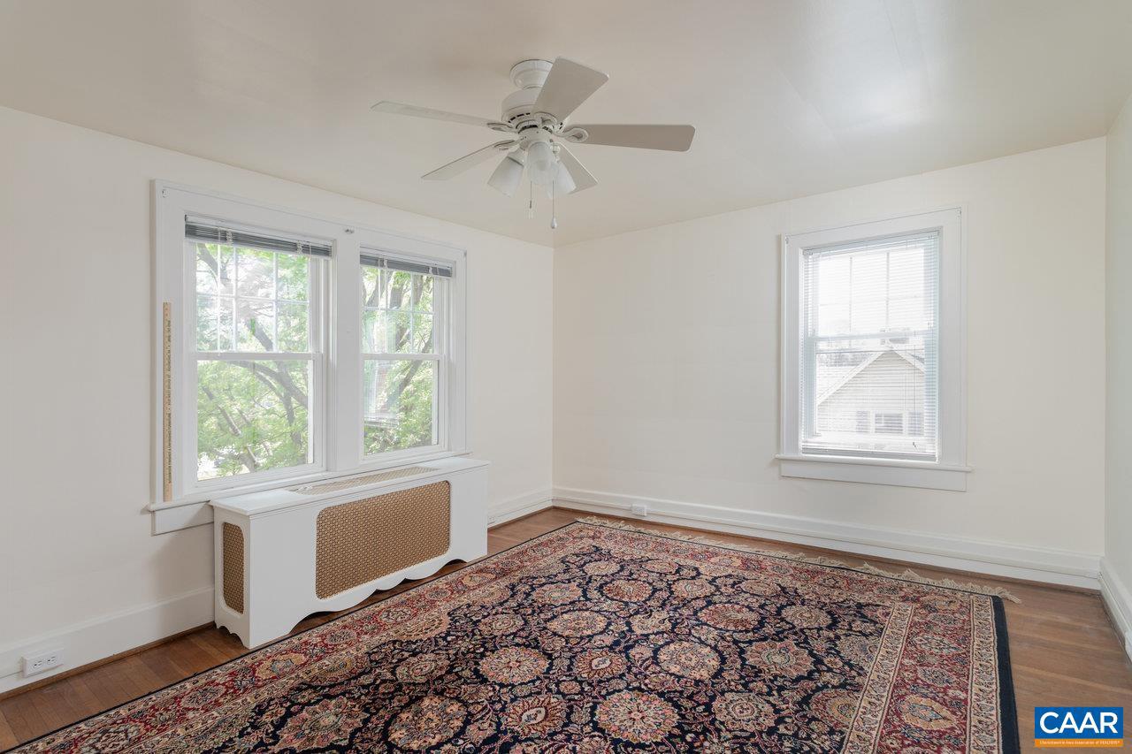 1104 N COALTER ST, STAUNTON, Virginia 24401, 4 Bedrooms Bedrooms, ,2 BathroomsBathrooms,Residential,For sale,1104 N COALTER ST,664076 MLS # 664076