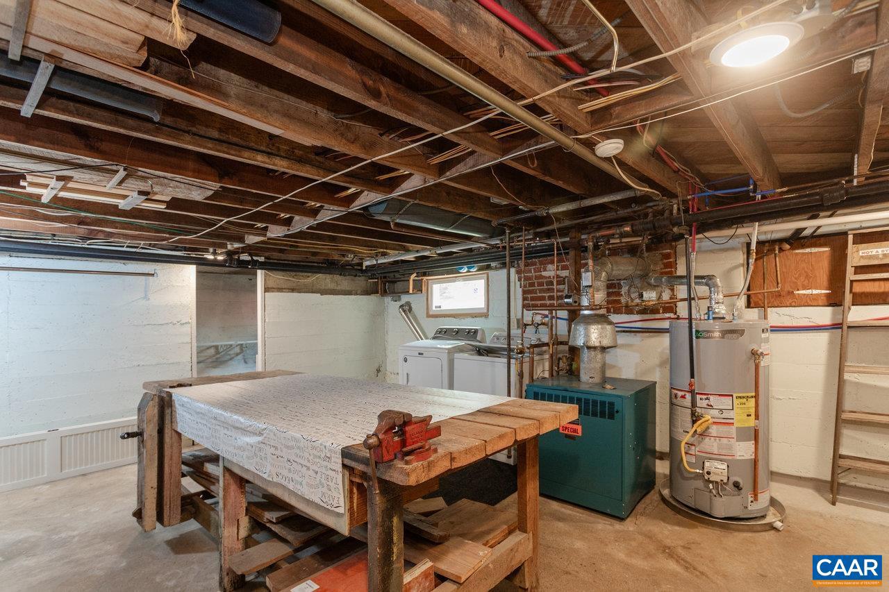 1104 N COALTER ST, STAUNTON, Virginia 24401, 4 Bedrooms Bedrooms, ,2 BathroomsBathrooms,Residential,For sale,1104 N COALTER ST,664076 MLS # 664076