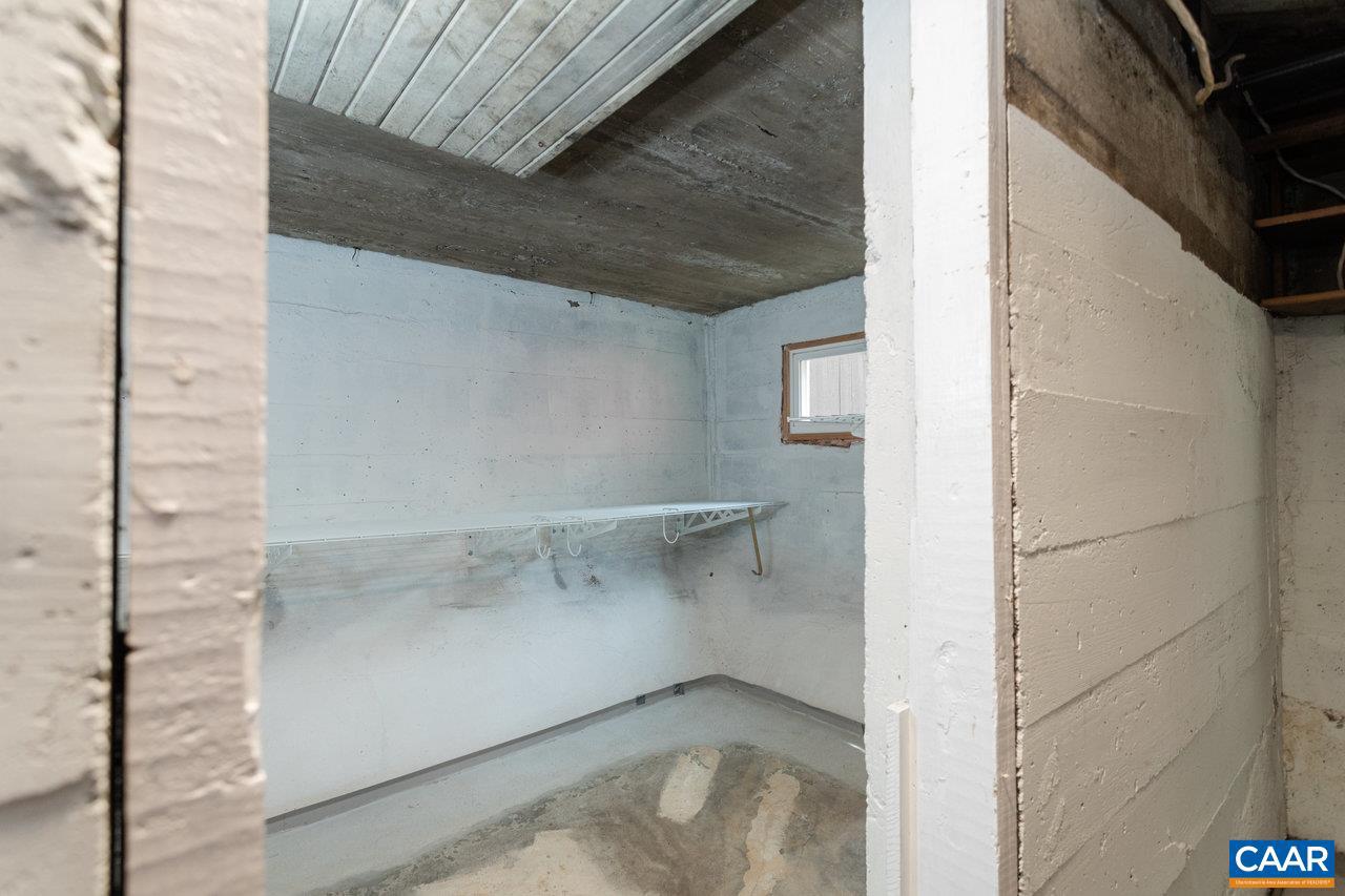 1104 N COALTER ST, STAUNTON, Virginia 24401, 4 Bedrooms Bedrooms, ,2 BathroomsBathrooms,Residential,For sale,1104 N COALTER ST,664076 MLS # 664076