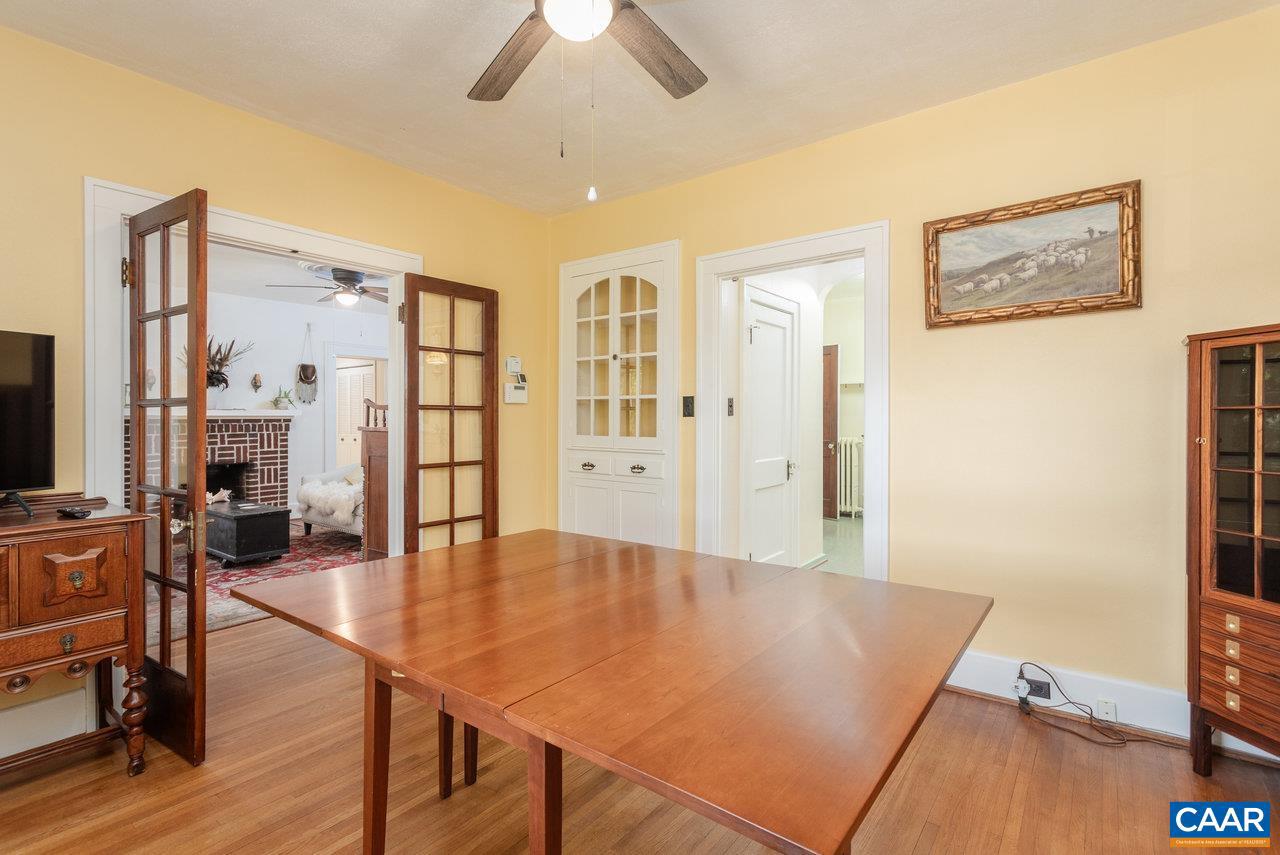 1104 N COALTER ST, STAUNTON, Virginia 24401, 4 Bedrooms Bedrooms, ,2 BathroomsBathrooms,Residential,For sale,1104 N COALTER ST,664076 MLS # 664076