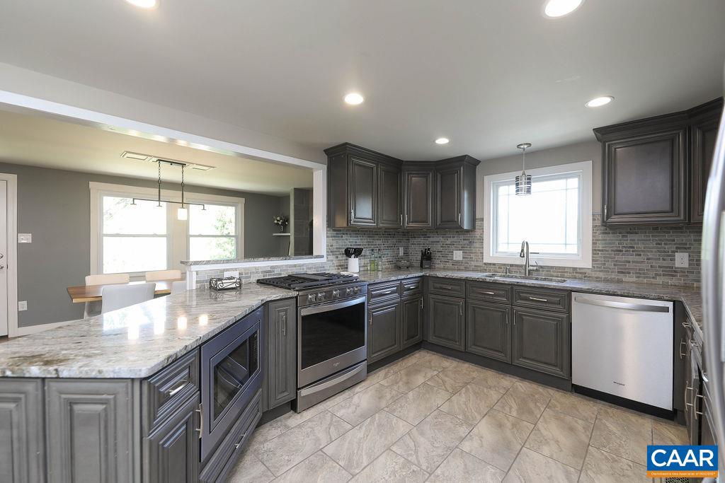 2865 OLD LYNCHBURG RD, NORTH GARDEN, Virginia 22959, 4 Bedrooms Bedrooms, ,2 BathroomsBathrooms,Residential,For sale,2865 OLD LYNCHBURG RD,664080 MLS # 664080