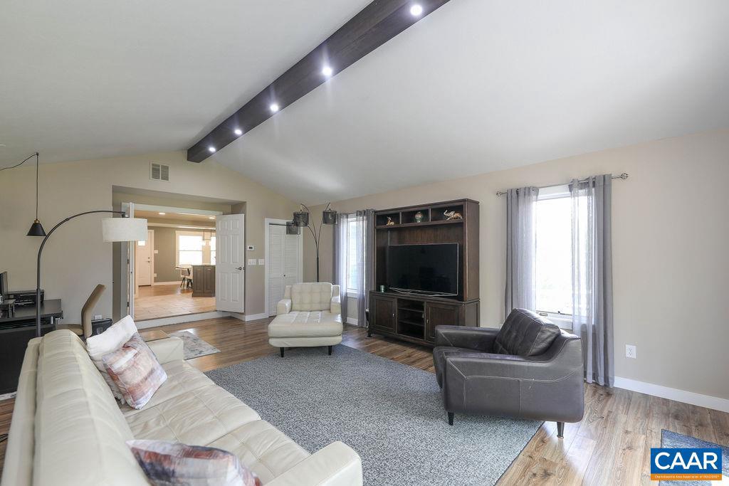 2865 OLD LYNCHBURG RD, NORTH GARDEN, Virginia 22959, 4 Bedrooms Bedrooms, ,2 BathroomsBathrooms,Residential,For sale,2865 OLD LYNCHBURG RD,664080 MLS # 664080