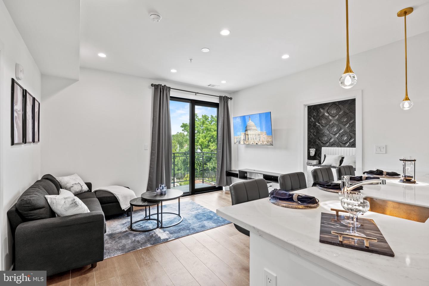 1002 RHODE ISLAND AVE NE #8, WASHINGTON, District Of Columbia 20018, 2 Bedrooms Bedrooms, ,2 BathroomsBathrooms,Residential,For sale,1002 RHODE ISLAND AVE NE #8,DCDC2197850 MLS # DCDC2197850