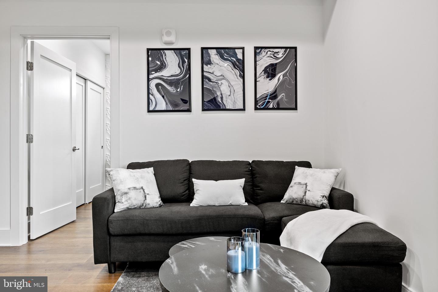 1002 RHODE ISLAND AVE NE #8, WASHINGTON, District Of Columbia 20018, 2 Bedrooms Bedrooms, ,2 BathroomsBathrooms,Residential,For sale,1002 RHODE ISLAND AVE NE #8,DCDC2197850 MLS # DCDC2197850