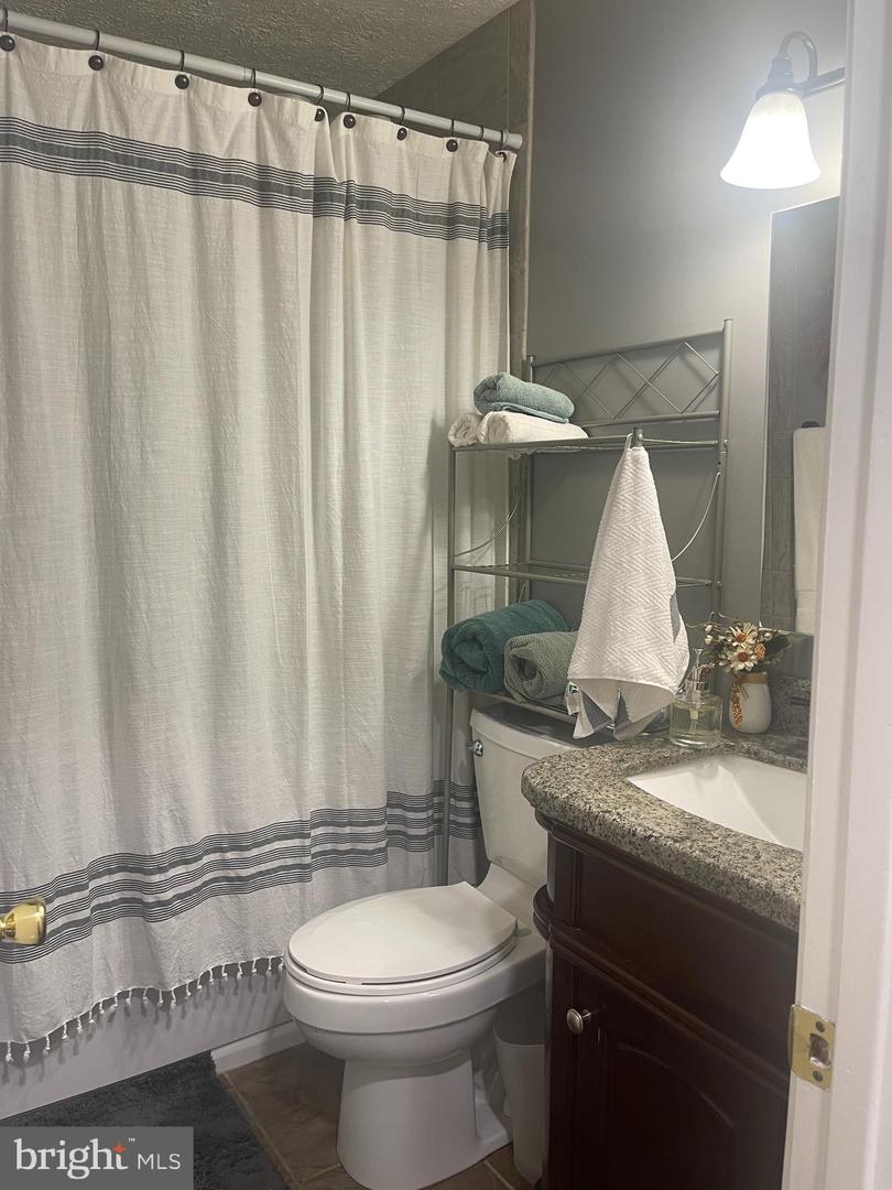 8807 DOUG DR, NOKESVILLE, Virginia 20181, 5 Bedrooms Bedrooms, ,3 BathroomsBathrooms,Residential,For sale,8807 DOUG DR,VAPW2093376 MLS # VAPW2093376