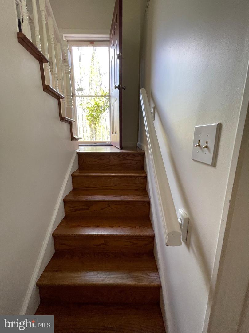 8807 DOUG DR, NOKESVILLE, Virginia 20181, 5 Bedrooms Bedrooms, ,3 BathroomsBathrooms,Residential,For sale,8807 DOUG DR,VAPW2093376 MLS # VAPW2093376