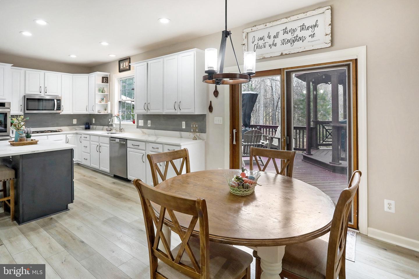 16108 GOSSUM CT, HAYMARKET, Virginia 20169, 5 Bedrooms Bedrooms, ,3 BathroomsBathrooms,Residential,For sale,16108 GOSSUM CT,VAPW2083494 MLS # VAPW2083494