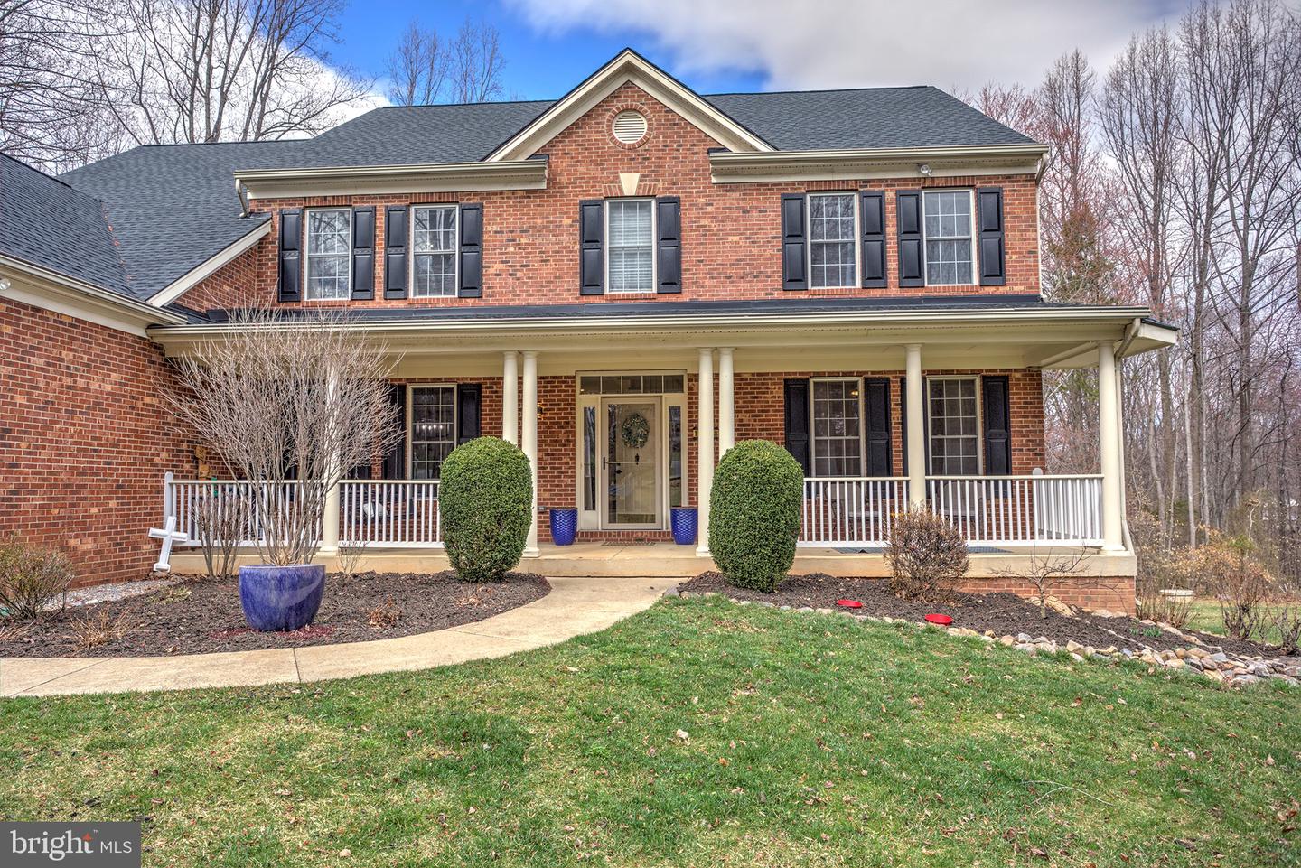 16108 GOSSUM CT, HAYMARKET, Virginia 20169, 5 Bedrooms Bedrooms, ,3 BathroomsBathrooms,Residential,For sale,16108 GOSSUM CT,VAPW2083494 MLS # VAPW2083494