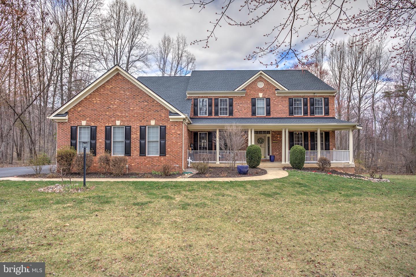 16108 GOSSUM CT, HAYMARKET, Virginia 20169, 5 Bedrooms Bedrooms, ,3 BathroomsBathrooms,Residential,For sale,16108 GOSSUM CT,VAPW2083494 MLS # VAPW2083494