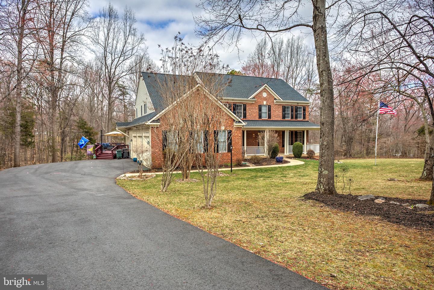 16108 GOSSUM CT, HAYMARKET, Virginia 20169, 5 Bedrooms Bedrooms, ,3 BathroomsBathrooms,Residential,For sale,16108 GOSSUM CT,VAPW2083494 MLS # VAPW2083494