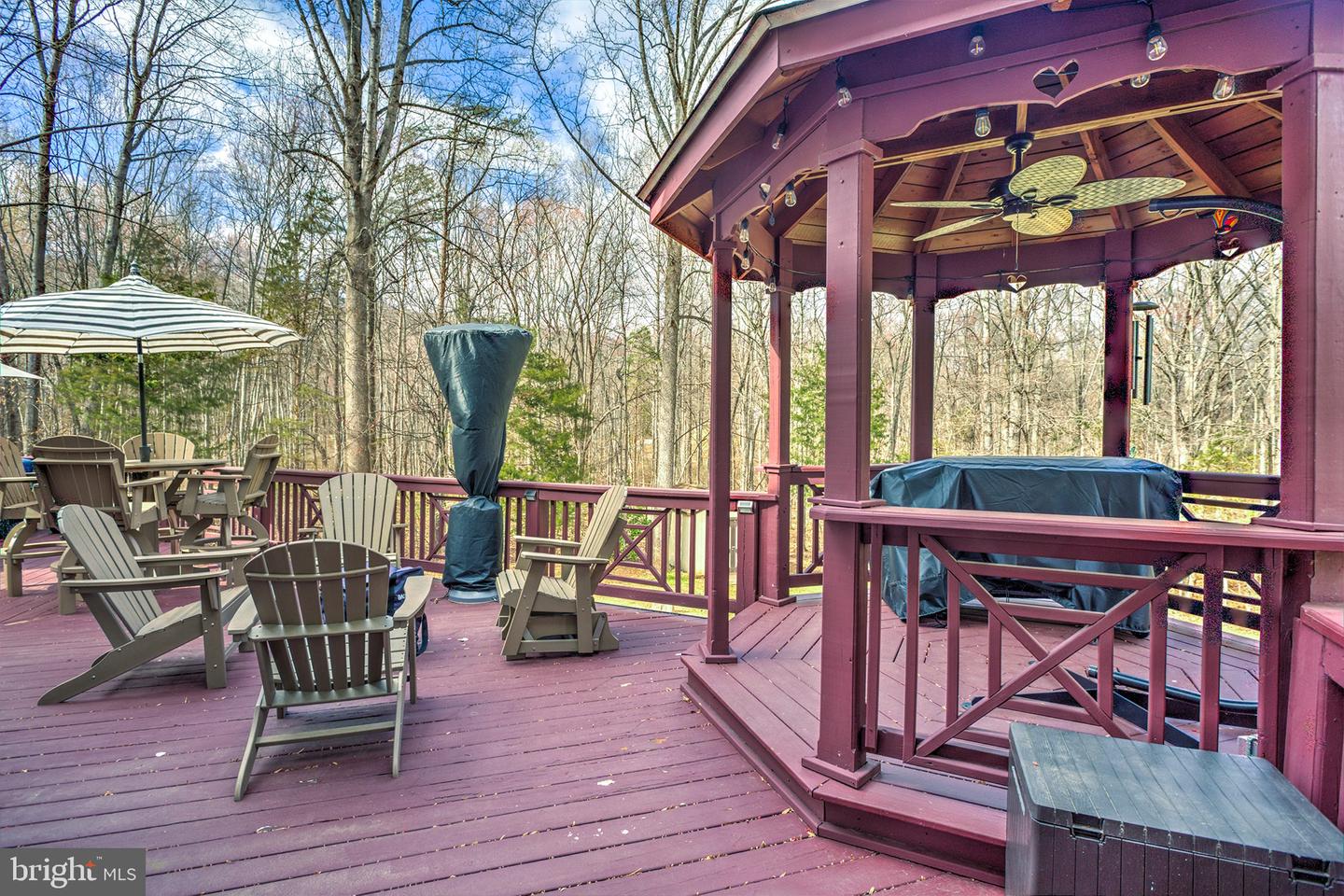 16108 GOSSUM CT, HAYMARKET, Virginia 20169, 5 Bedrooms Bedrooms, ,3 BathroomsBathrooms,Residential,For sale,16108 GOSSUM CT,VAPW2083494 MLS # VAPW2083494