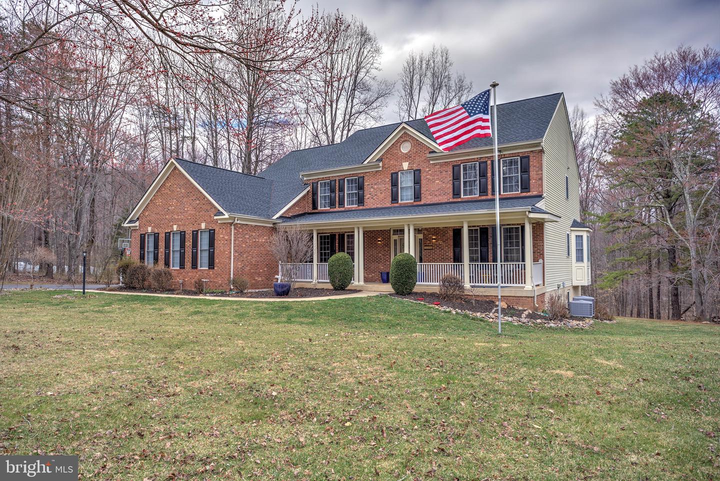 16108 GOSSUM CT, HAYMARKET, Virginia 20169, 5 Bedrooms Bedrooms, ,3 BathroomsBathrooms,Residential,For sale,16108 GOSSUM CT,VAPW2083494 MLS # VAPW2083494