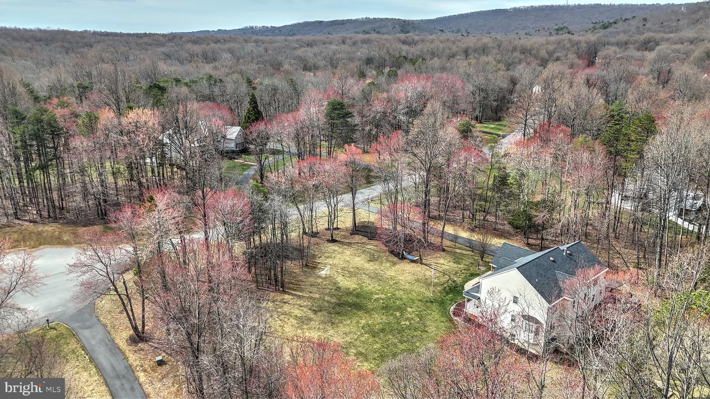16108 GOSSUM CT, HAYMARKET, Virginia 20169, 5 Bedrooms Bedrooms, ,3 BathroomsBathrooms,Residential,For sale,16108 GOSSUM CT,VAPW2083494 MLS # VAPW2083494