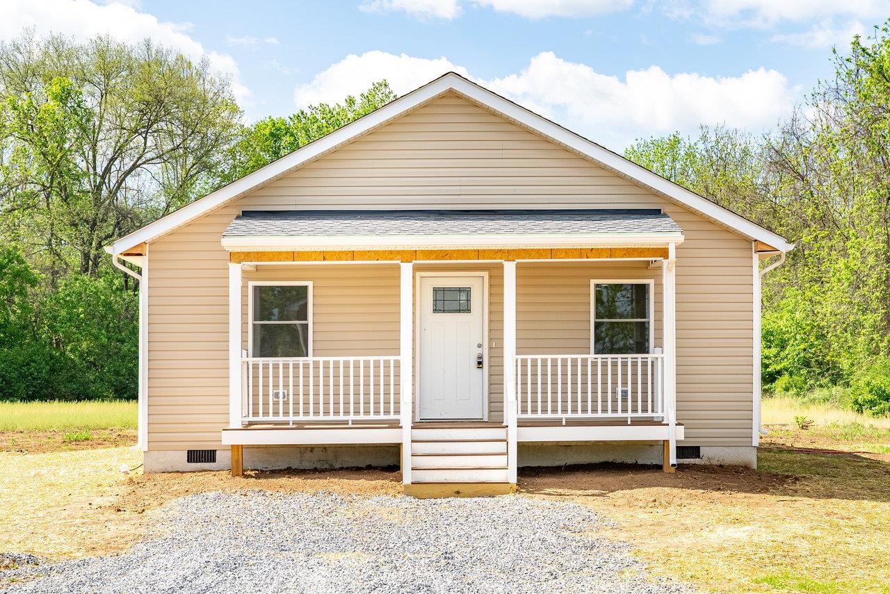 635 WIRT AVE, ELKTON, Virginia 22827, 4 Bedrooms Bedrooms, ,2 BathroomsBathrooms,Residential,635 WIRT AVE,661911 MLS # 661911