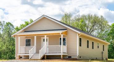 635 WIRT AVE, ELKTON, Virginia 22827, 4 Bedrooms Bedrooms, ,2 BathroomsBathrooms,Residential,635 WIRT AVE,661911 MLS # 661911