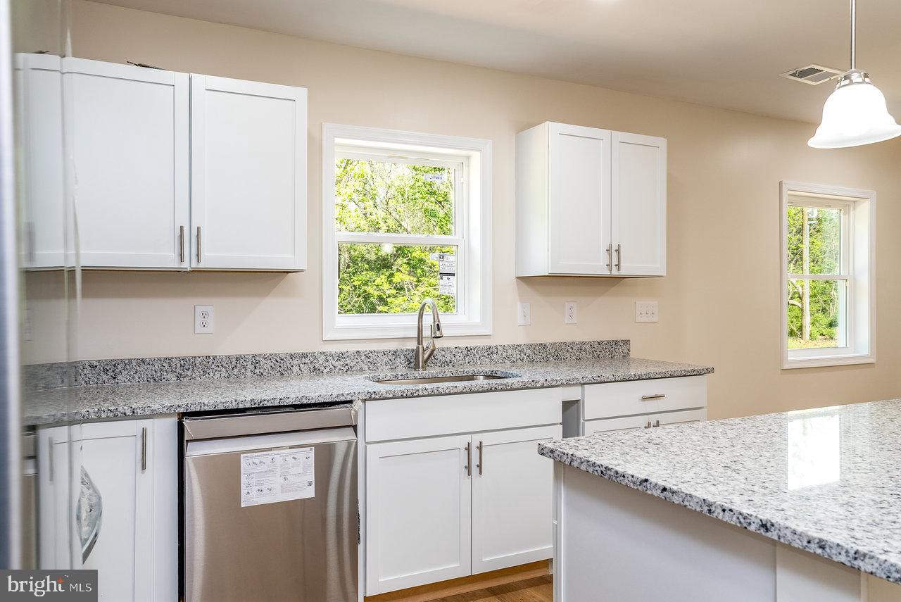 635 WIRT AVENUE, ELKTON, Virginia 22827, 4 Bedrooms Bedrooms, ,2 BathroomsBathrooms,Residential,For sale,635 WIRT AVENUE,VARO2002056 MLS # VARO2002056