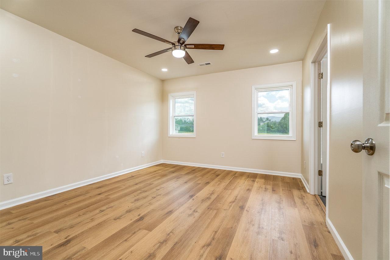 635 WIRT AVENUE, ELKTON, Virginia 22827, 4 Bedrooms Bedrooms, ,2 BathroomsBathrooms,Residential,For sale,635 WIRT AVENUE,VARO2002056 MLS # VARO2002056