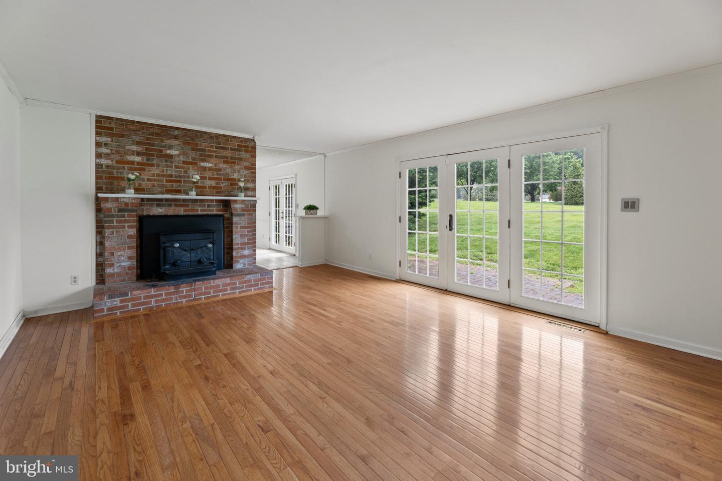 4000 LATHAM DR, HAYMARKET, Virginia 20169, 4 Bedrooms Bedrooms, ,3 BathroomsBathrooms,Residential,For sale,4000 LATHAM DR,VAPW2090460 MLS # VAPW2090460