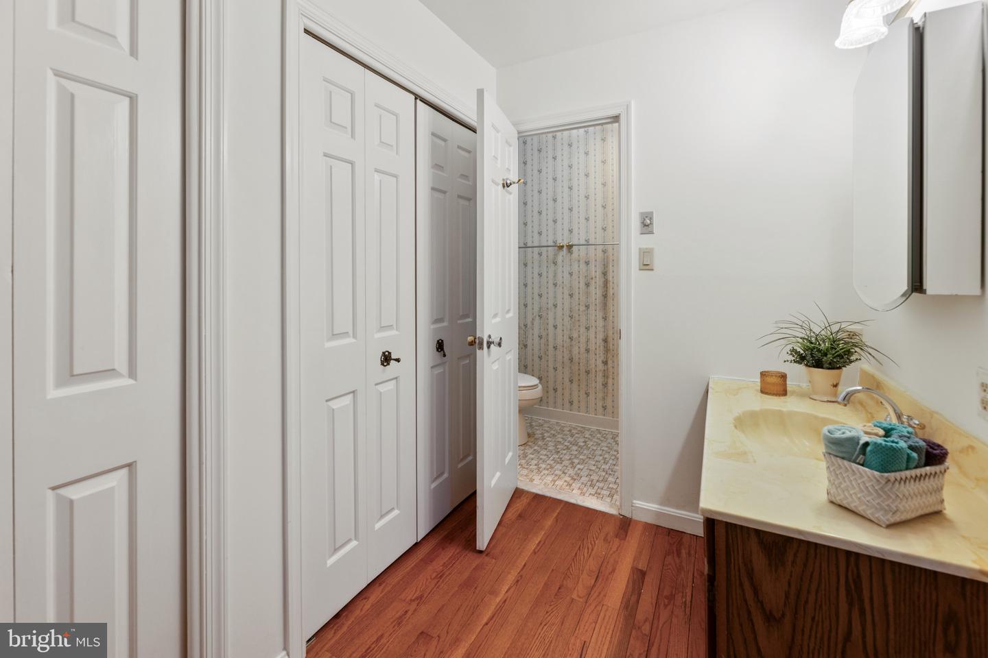4000 LATHAM DR, HAYMARKET, Virginia 20169, 4 Bedrooms Bedrooms, ,3 BathroomsBathrooms,Residential,For sale,4000 LATHAM DR,VAPW2090460 MLS # VAPW2090460