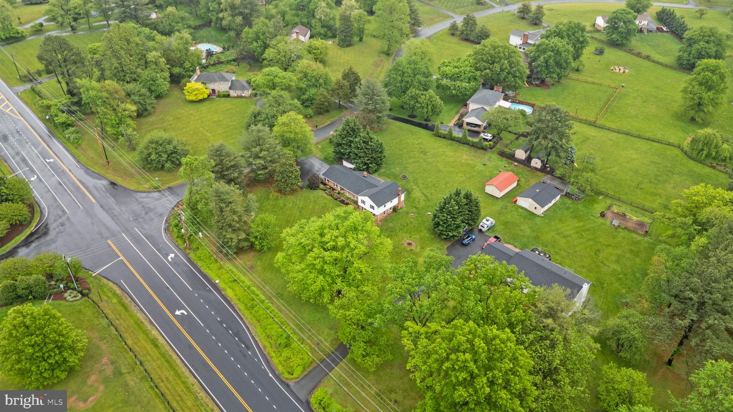 4000 LATHAM DR, HAYMARKET, Virginia 20169, 4 Bedrooms Bedrooms, ,3 BathroomsBathrooms,Residential,For sale,4000 LATHAM DR,VAPW2090460 MLS # VAPW2090460