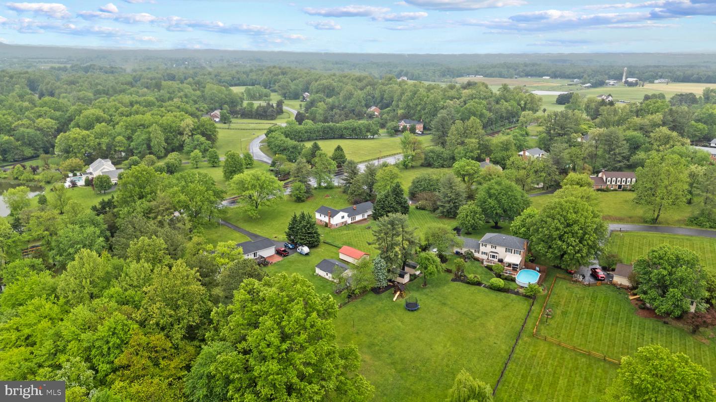 4000 LATHAM DR, HAYMARKET, Virginia 20169, 4 Bedrooms Bedrooms, ,3 BathroomsBathrooms,Residential,For sale,4000 LATHAM DR,VAPW2090460 MLS # VAPW2090460