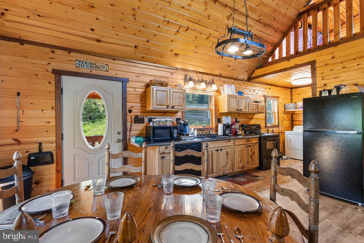 215 SIMS LN, LURAY, Virginia 22835, 2 Bedrooms Bedrooms, ,1 BathroomBathrooms,Residential,For sale,215 SIMS LN,VAPA2004720 MLS # VAPA2004720