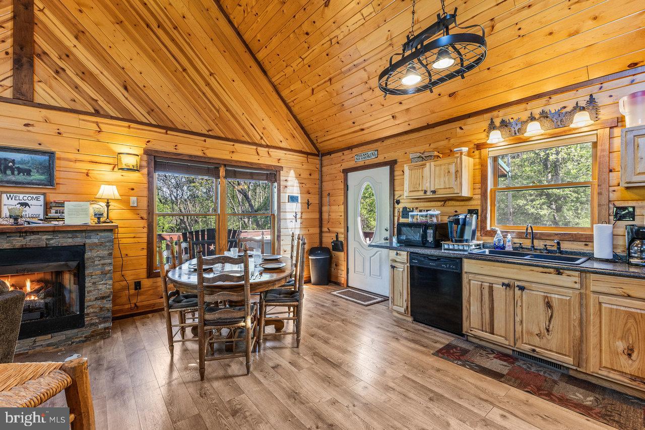 215 SIMS LN, LURAY, Virginia 22835, 2 Bedrooms Bedrooms, ,1 BathroomBathrooms,Residential,For sale,215 SIMS LN,VAPA2004720 MLS # VAPA2004720
