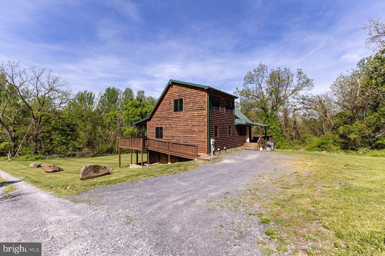 215 SIMS LN, LURAY, Virginia 22835, 2 Bedrooms Bedrooms, ,1 BathroomBathrooms,Residential,For sale,215 SIMS LN,VAPA2004720 MLS # VAPA2004720