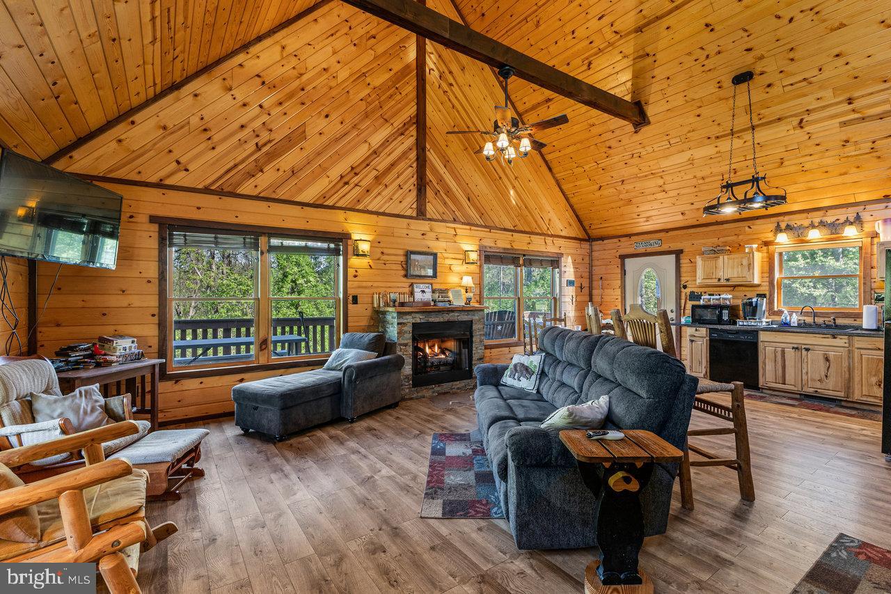 215 SIMS LN, LURAY, Virginia 22835, 2 Bedrooms Bedrooms, ,1 BathroomBathrooms,Residential,For sale,215 SIMS LN,VAPA2004720 MLS # VAPA2004720