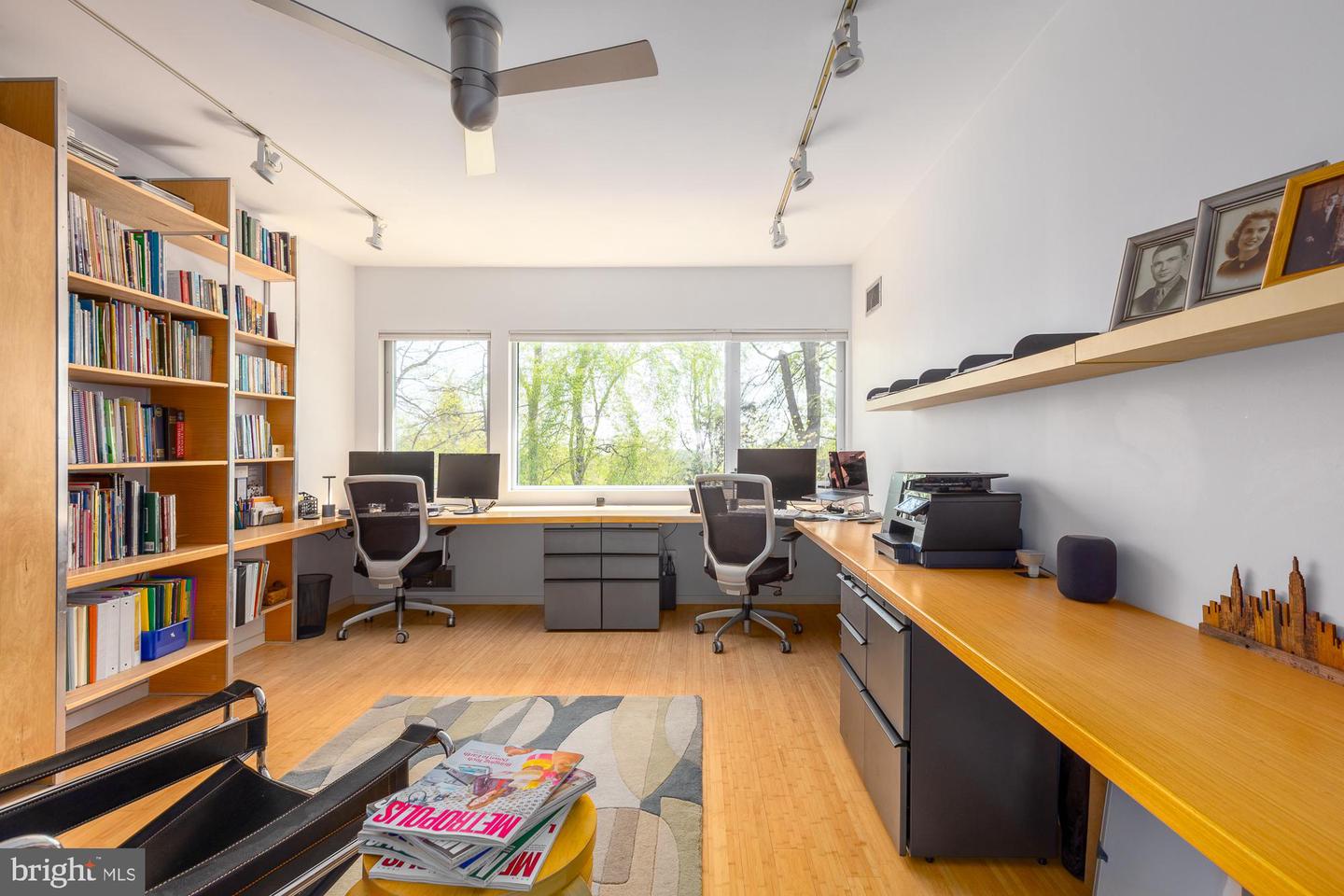 2533 N RIDGEVIEW RD, ARLINGTON, Virginia 22207, 6 Bedrooms Bedrooms, ,5 BathroomsBathrooms,Residential,For sale,2533 N RIDGEVIEW RD,VAAR2055852 MLS # VAAR2055852