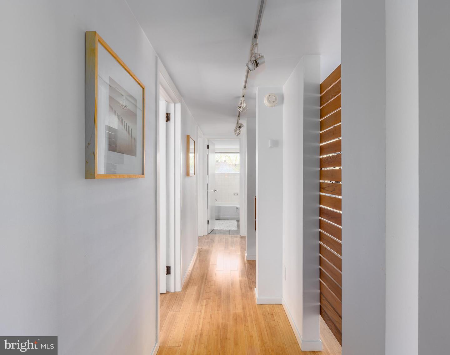 2533 N RIDGEVIEW RD, ARLINGTON, Virginia 22207, 6 Bedrooms Bedrooms, ,5 BathroomsBathrooms,Residential,For sale,2533 N RIDGEVIEW RD,VAAR2055852 MLS # VAAR2055852