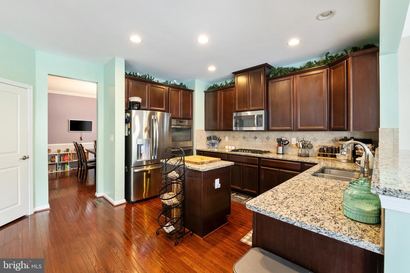 4476 SUNSET DR, CHARLOTTESVILLE, Virginia 22911, 4 Bedrooms Bedrooms, ,3 BathroomsBathrooms,Residential,For sale,4476 SUNSET DR,VAAB2000936 MLS # VAAB2000936