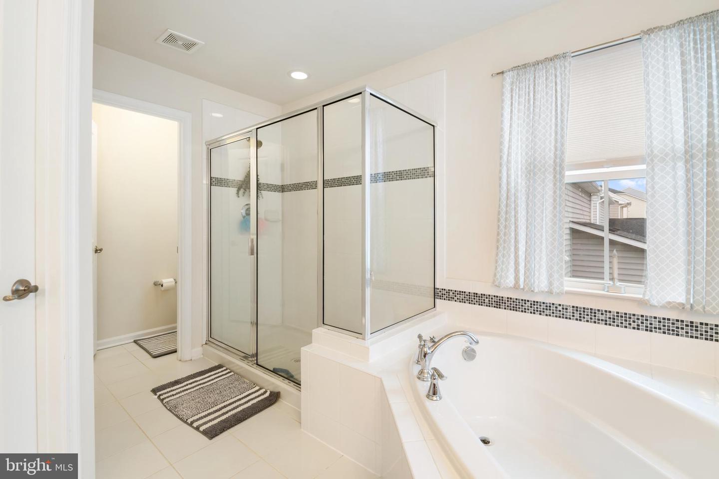 4476 SUNSET DR, CHARLOTTESVILLE, Virginia 22911, 4 Bedrooms Bedrooms, ,3 BathroomsBathrooms,Residential,For sale,4476 SUNSET DR,VAAB2000936 MLS # VAAB2000936