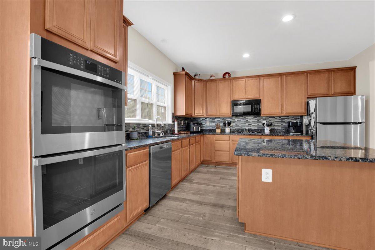 10407 ABERDEEN CT, FREDERICKSBURG, Virginia 22408, 5 Bedrooms Bedrooms, ,3 BathroomsBathrooms,Residential,For sale,10407 ABERDEEN CT,VASP2032218 MLS # VASP2032218