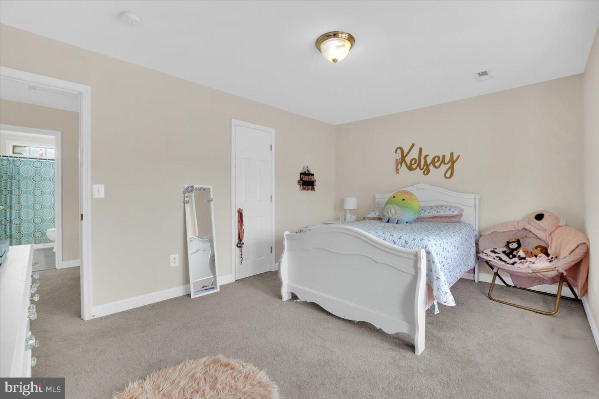 10407 ABERDEEN CT, FREDERICKSBURG, Virginia 22408, 5 Bedrooms Bedrooms, ,3 BathroomsBathrooms,Residential,For sale,10407 ABERDEEN CT,VASP2032218 MLS # VASP2032218