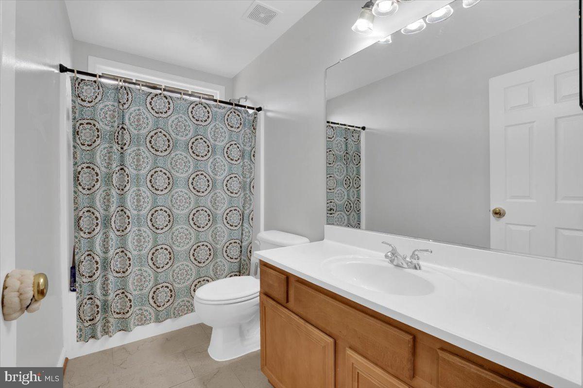 10407 ABERDEEN CT, FREDERICKSBURG, Virginia 22408, 5 Bedrooms Bedrooms, ,3 BathroomsBathrooms,Residential,For sale,10407 ABERDEEN CT,VASP2032218 MLS # VASP2032218