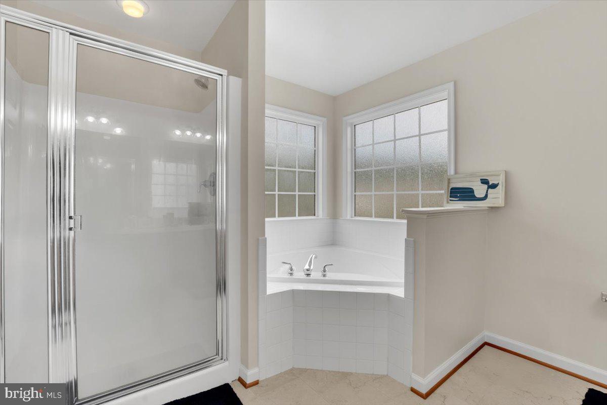 10407 ABERDEEN CT, FREDERICKSBURG, Virginia 22408, 5 Bedrooms Bedrooms, ,3 BathroomsBathrooms,Residential,For sale,10407 ABERDEEN CT,VASP2032218 MLS # VASP2032218