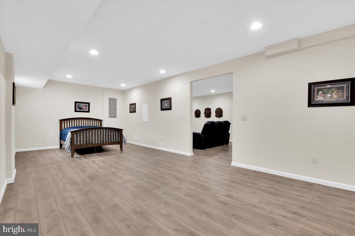10407 ABERDEEN CT, FREDERICKSBURG, Virginia 22408, 5 Bedrooms Bedrooms, ,3 BathroomsBathrooms,Residential,For sale,10407 ABERDEEN CT,VASP2032218 MLS # VASP2032218