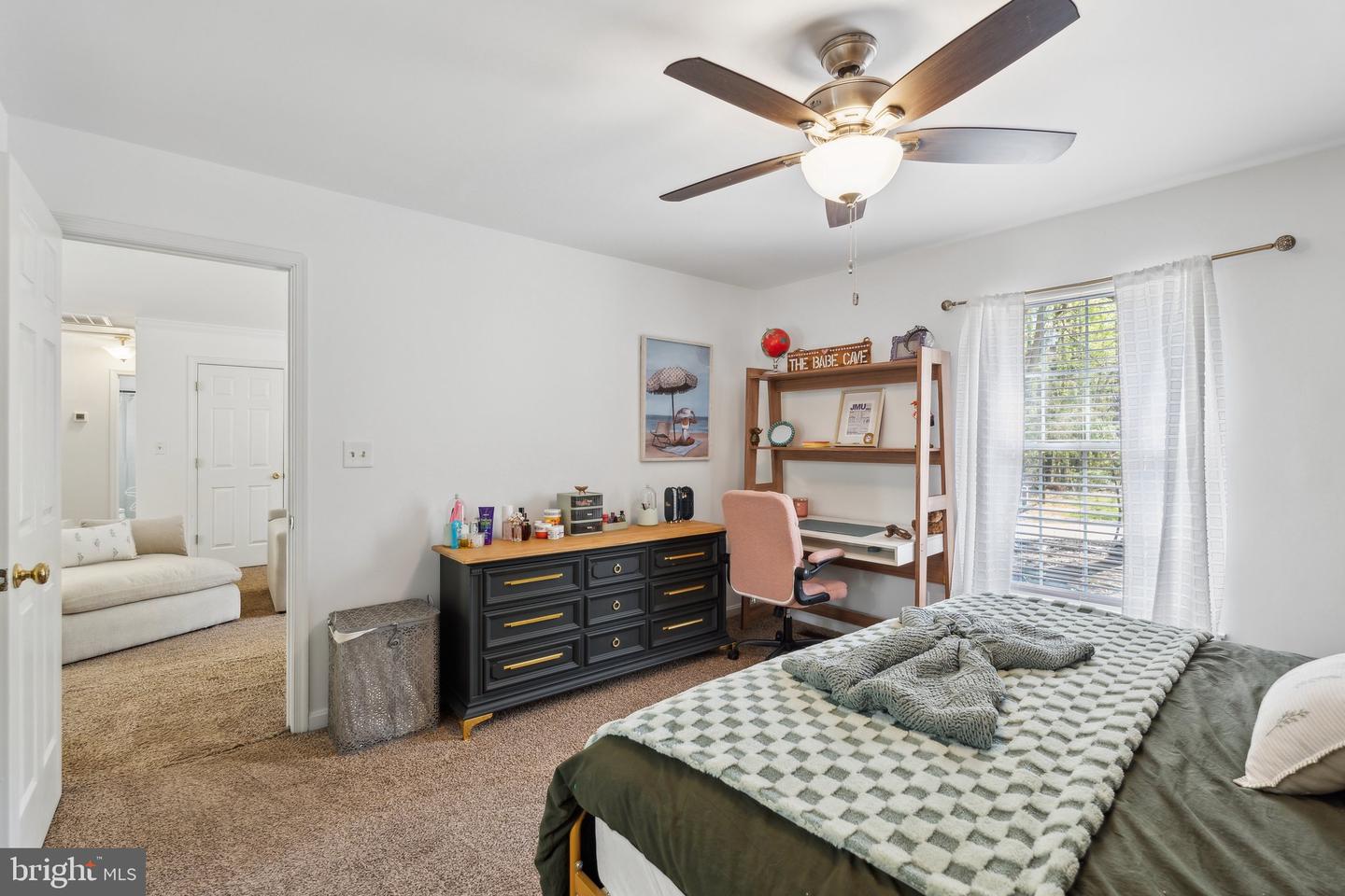 13506 FLANK MARCH LN, SPOTSYLVANIA, Virginia 22551, 3 Bedrooms Bedrooms, ,2 BathroomsBathrooms,Residential,For sale,13506 FLANK MARCH LN,VASP2032308 MLS # VASP2032308