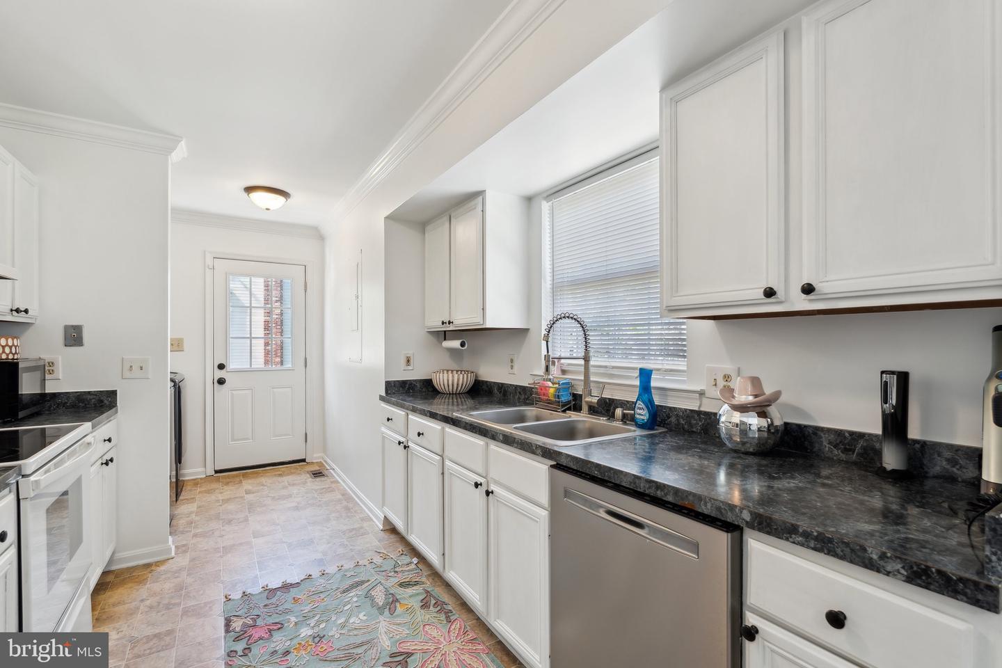 13506 FLANK MARCH LN, SPOTSYLVANIA, Virginia 22551, 3 Bedrooms Bedrooms, ,2 BathroomsBathrooms,Residential,For sale,13506 FLANK MARCH LN,VASP2032308 MLS # VASP2032308