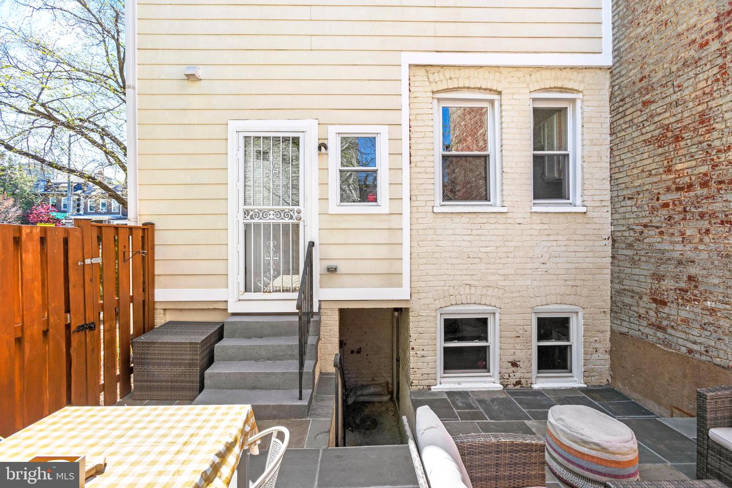32 T ST NE, WASHINGTON, District Of Columbia 20002, 3 Bedrooms Bedrooms, ,2 BathroomsBathrooms,Residential,For sale,32 T ST NE,DCDC2196416 MLS # DCDC2196416